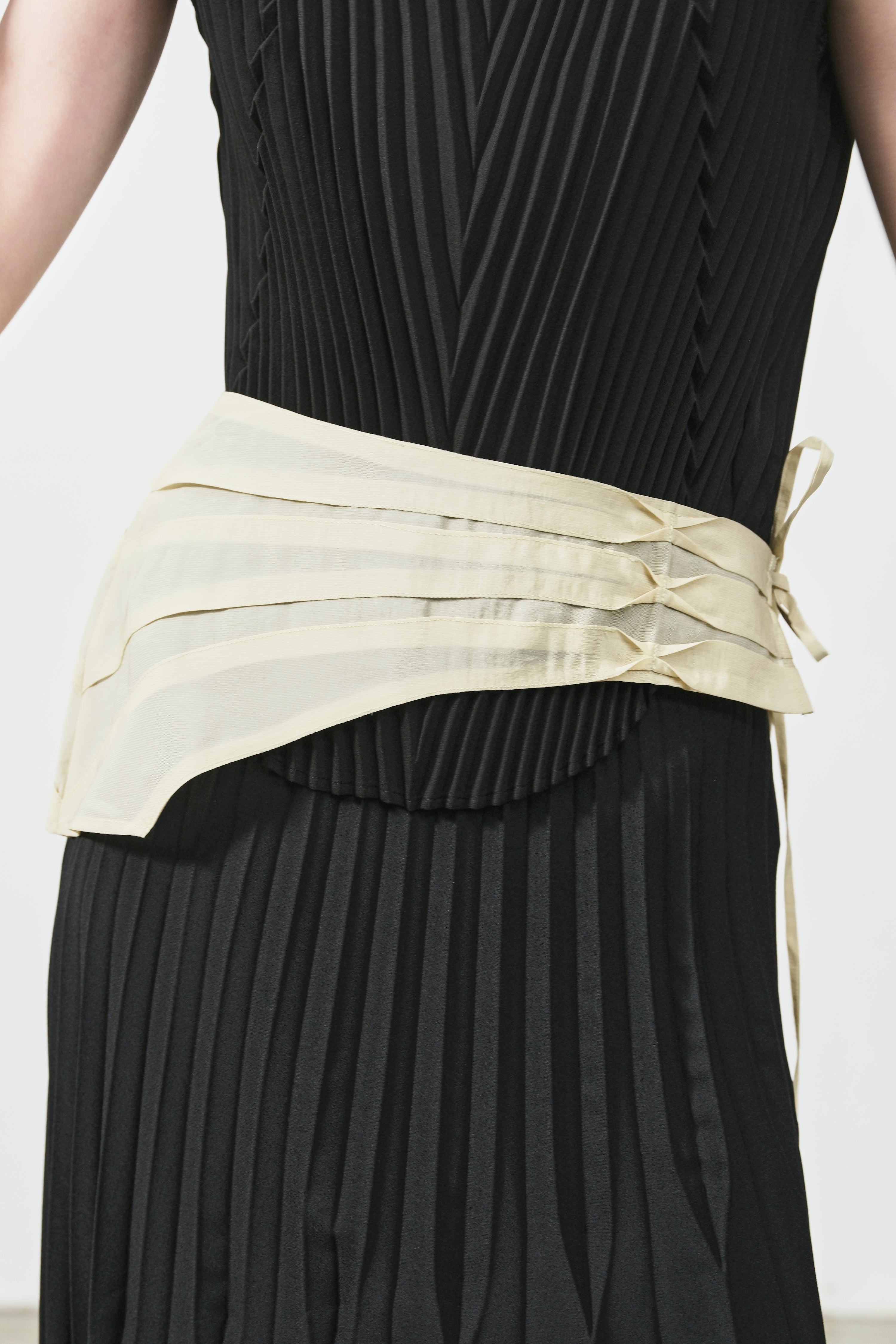 PLEATED WAIST PANEL