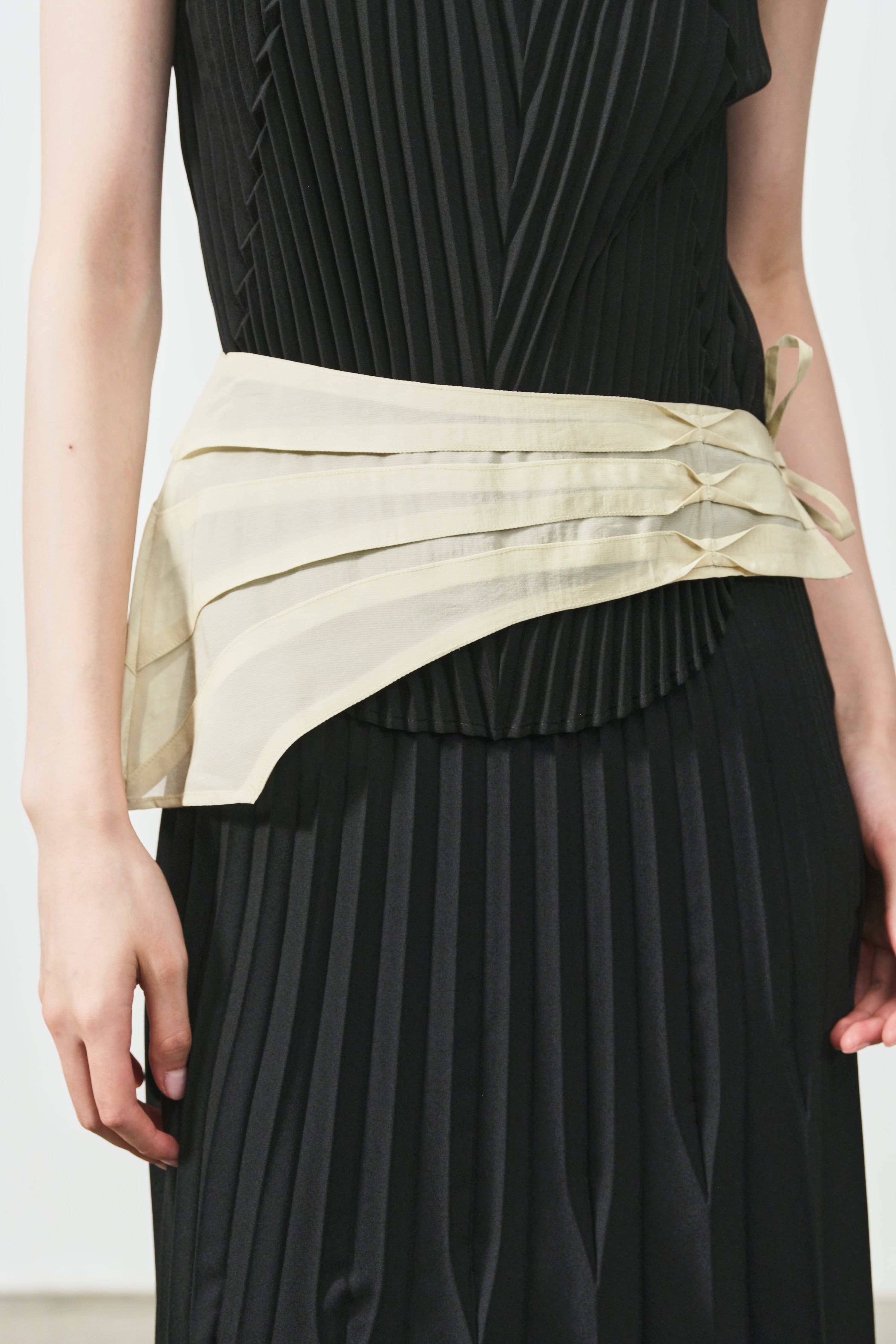 PLEATED WAIST PANEL