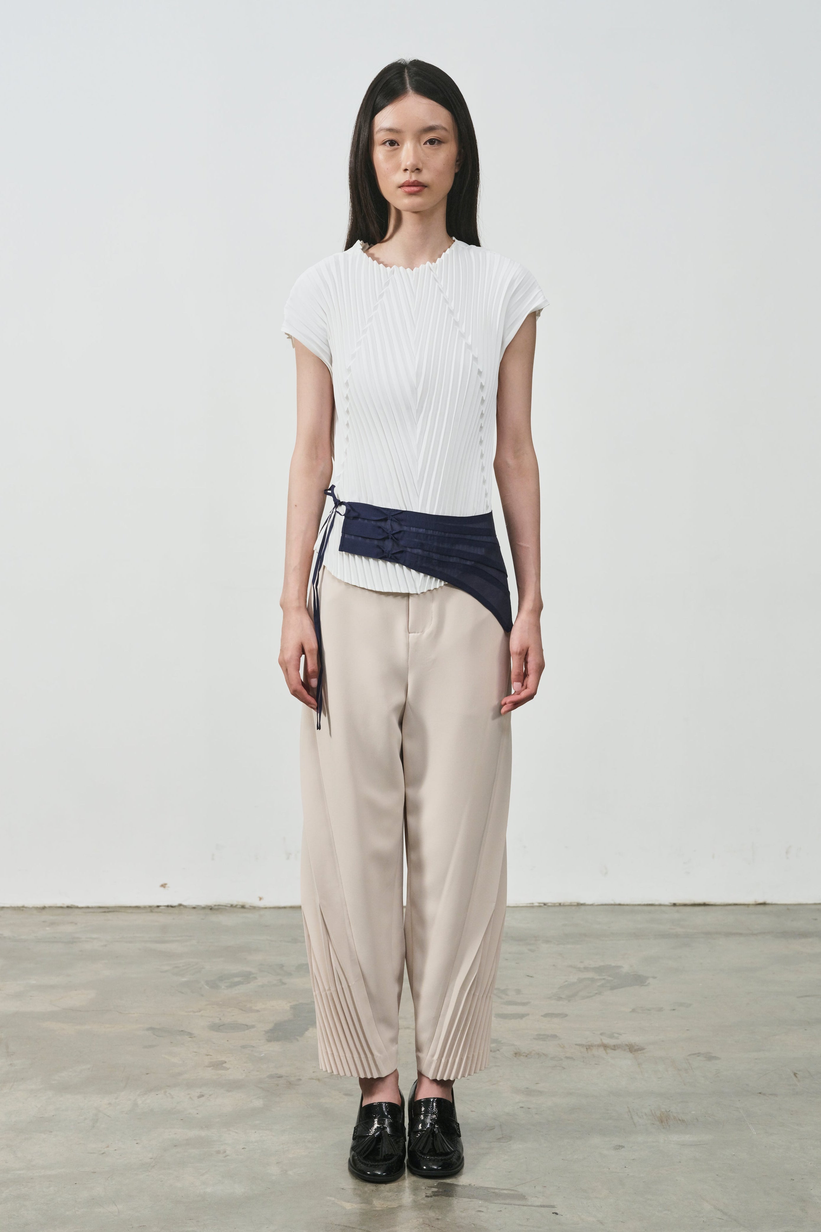 PLEATED WAIST PANEL